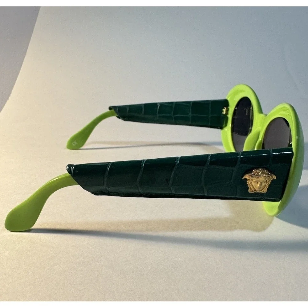 1996 Gianni Versace Sunglasses Mod. 418/P Col 899 Green Leather